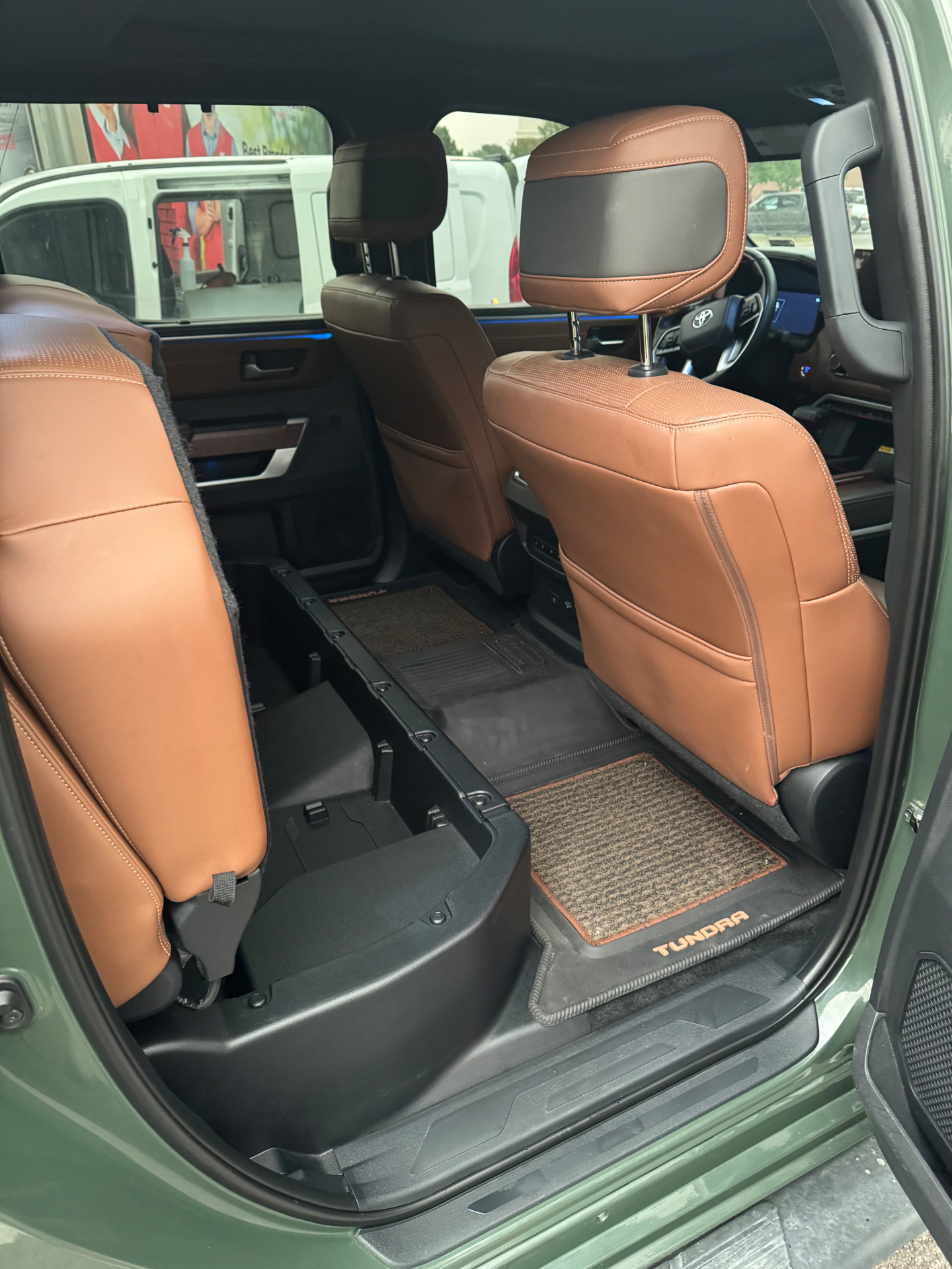 Toyota Tundra 1794 rear leather seats and floor mats cleaned and conditioned
